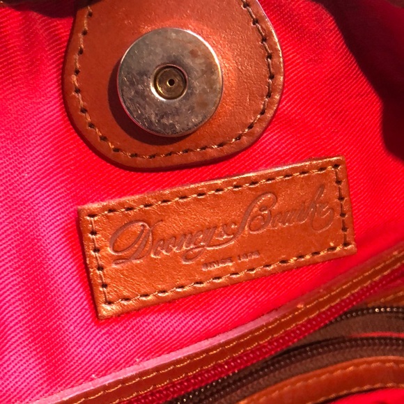 Vintage Dooney and Bourke purse tote With matching wallet - Picture 10 of 17